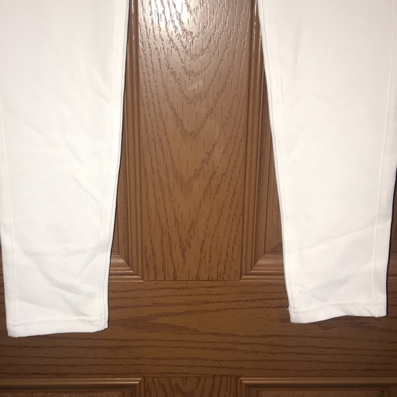 HUE Original Denim Leggings Essential Jeggings Stretch Mid-Rise In White BNWT - Picture 9 of 15